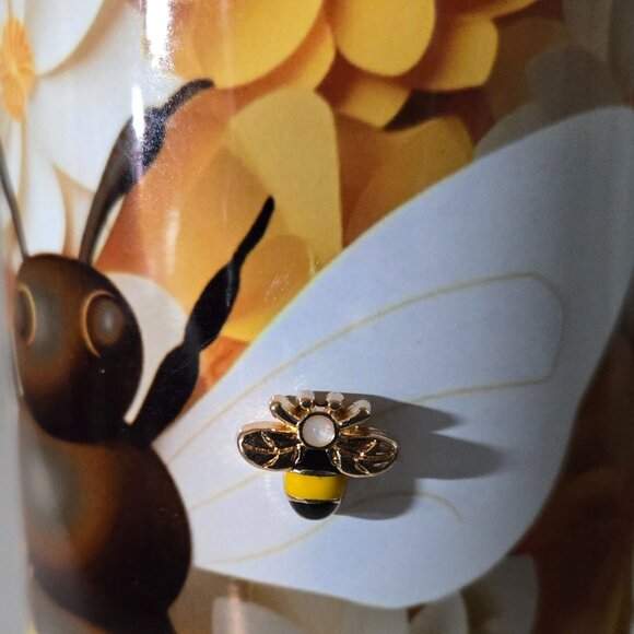 20 Oz Decorative Tumbler - Picture 4 of 10